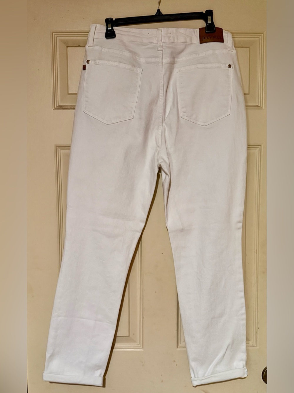 Judy Blue White Ankle Crop High-Rise Jeans